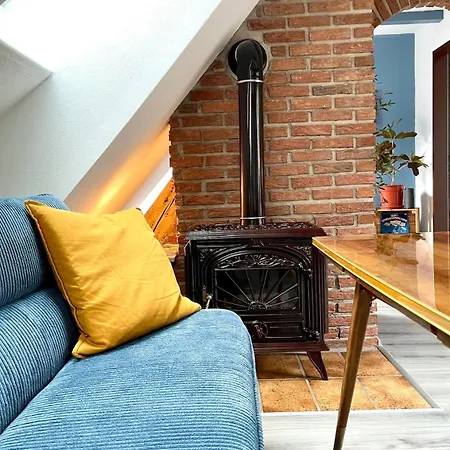 Gruener Wohnen Im Alten Schulhaus *