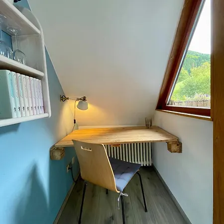 Gruener Wohnen Im Alten Schulhaus 托特瑙