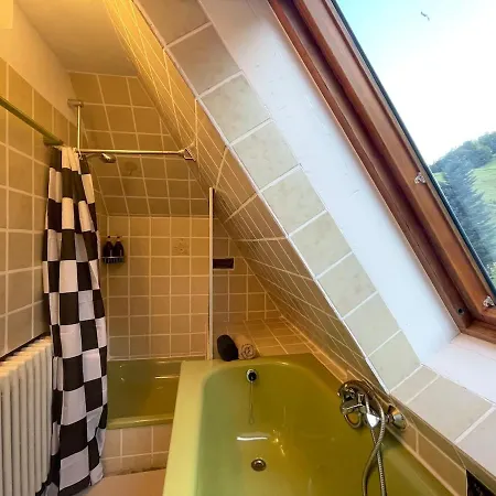 Gruener Wohnen Im Alten Schulhaus *